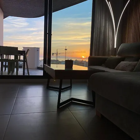 Apartment Urban Holidays